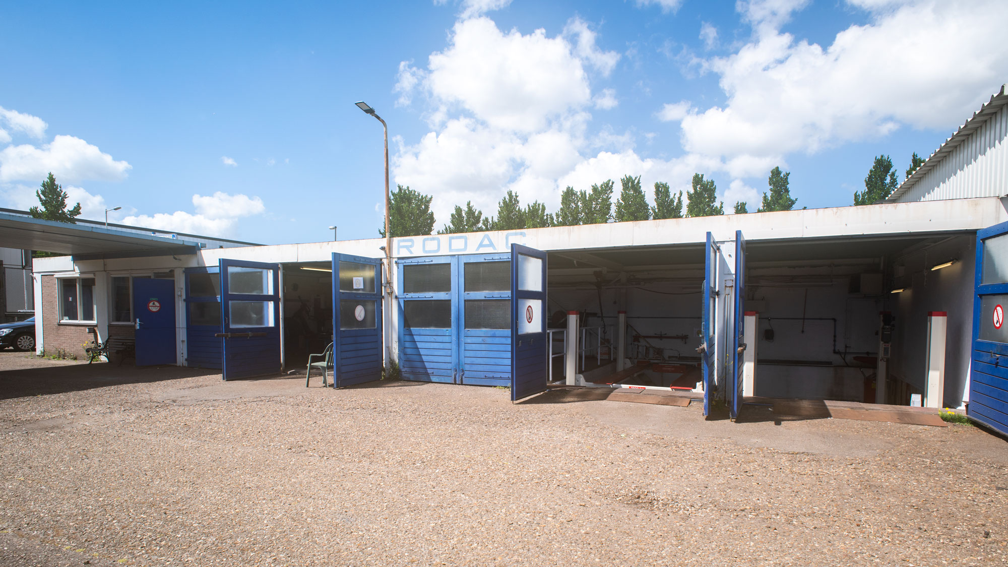 Rodac hobbygarage - brug binnen